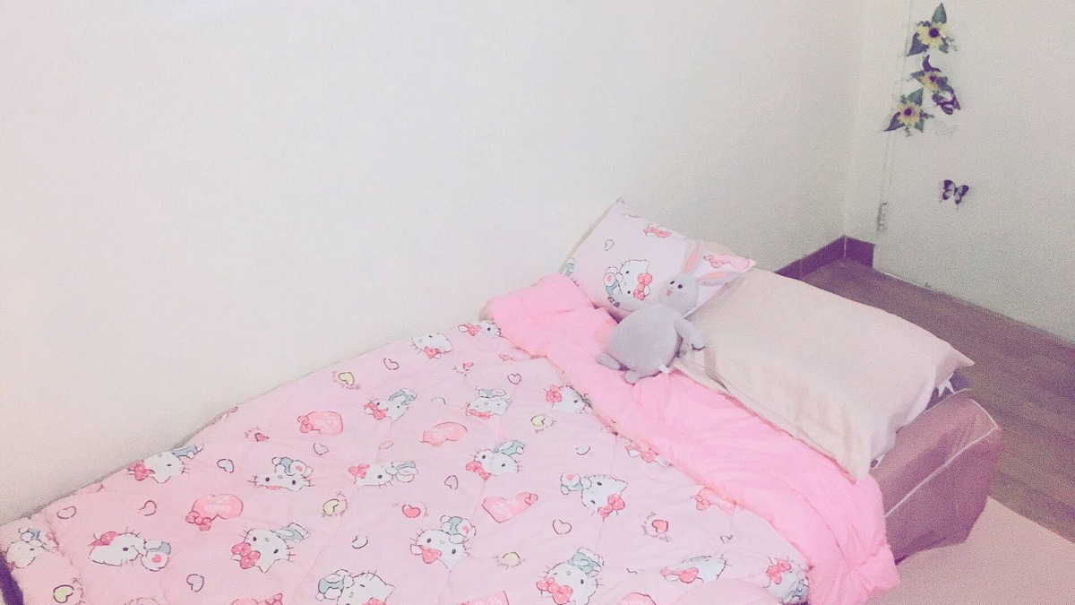 Hwayang-dong Bed & Breakfast | Pink Happy House: 3 mins from Konkuk univ. station, free self food