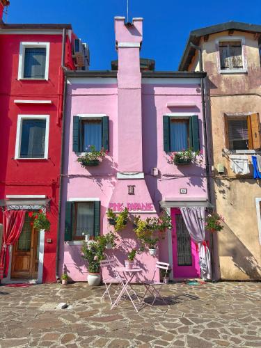 Burano Apartment | Pink Paradise