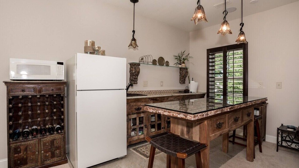 Benton County Apartment | Pinnacle Luxury Apt awesome location & life style!