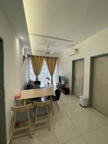 Sri Petaling Apartment | Pinnacle Sri Petaling- 10 mins to Stadium and Pavillion 2
