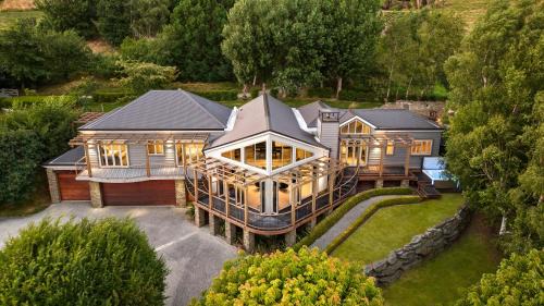 Lower Shotover Villa | Pinnacle Villa by MajorDomo