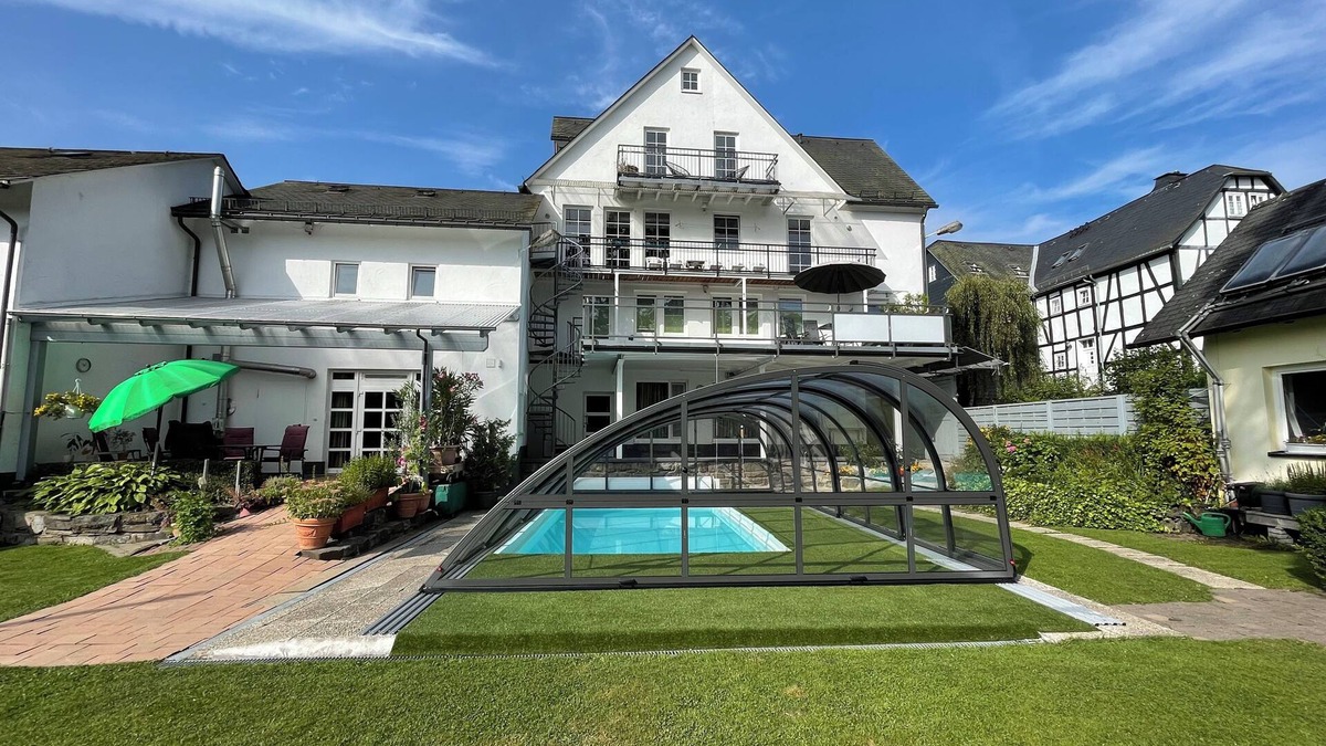 Hallenberg Apartment | Pino24 Petit vacation apartment 34 sqm with pool, central location, for up to 4 people