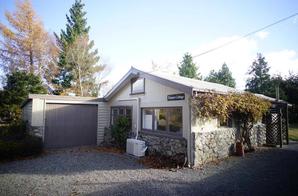 Lake Tekapo Apartment | Pioneer Cottage