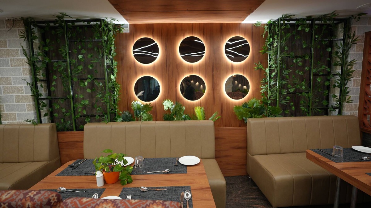 Jharsuguda Hotel | Pipul Utkal Continental