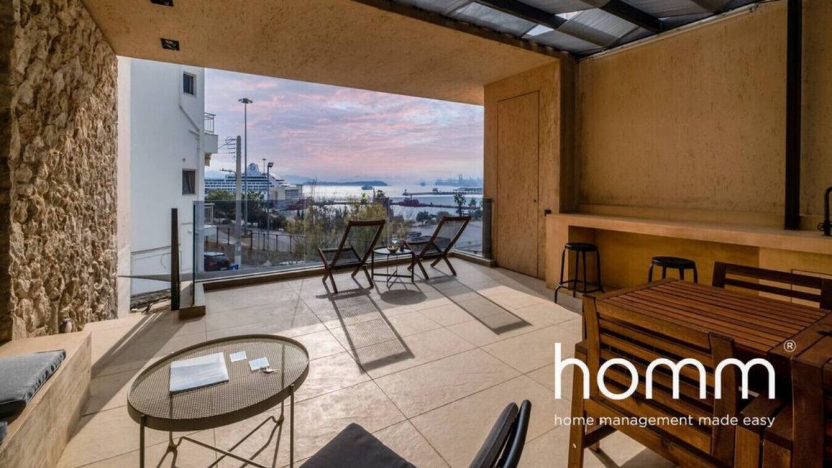 Piraeus House | Piraeus Urban Cruiser Sea View homm w/ Roof Garden