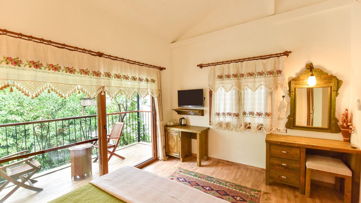 Kayakoy Hotel | Piramit Hotel