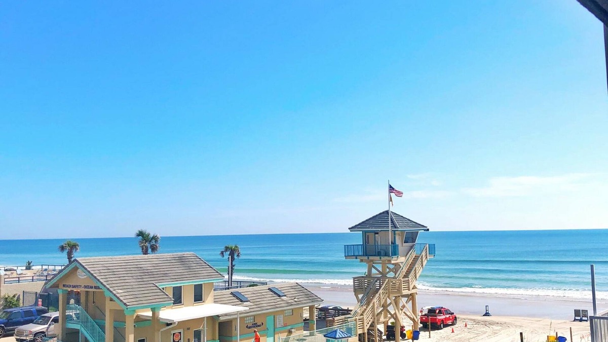 Daytona Beach Shores House | Pirates Cove Resort Studios