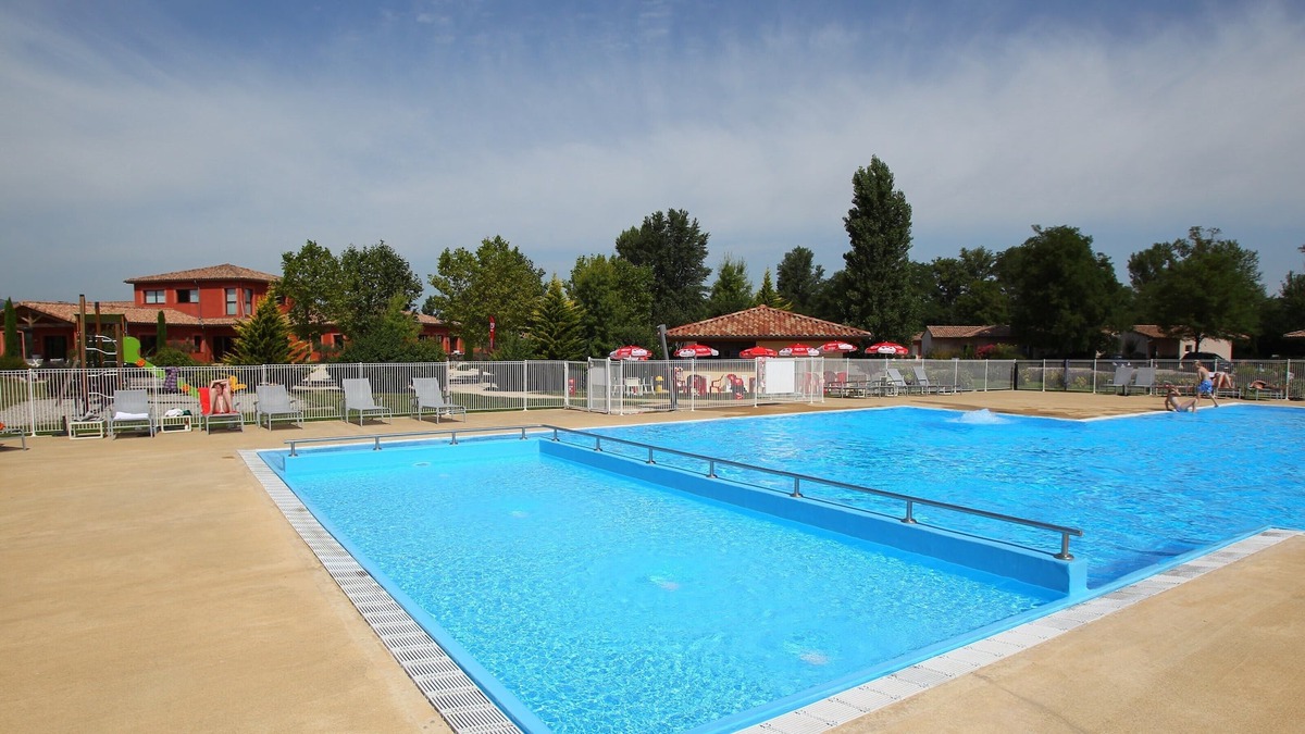 Chateauneuf-sur-Isere House | Piscines, Sauna et Plus! Maison de vacances pour 4