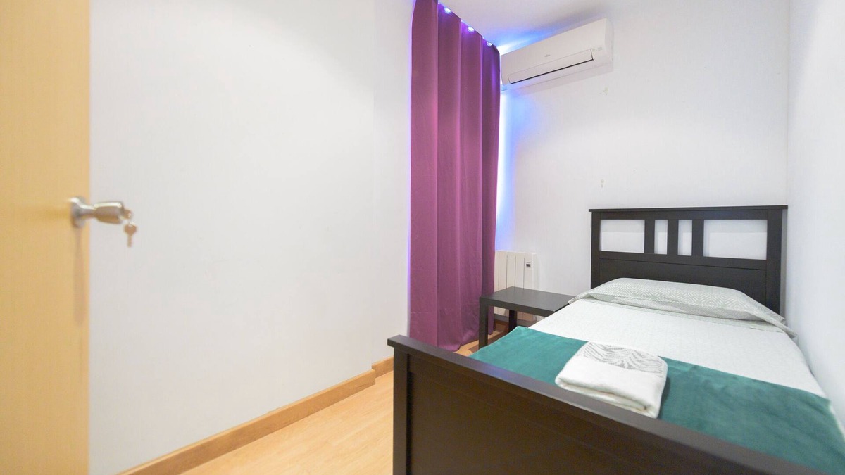 Pacifico Apartment | ¡piso de dos Habitaciones a 15 Minutos del Centro de Madrid