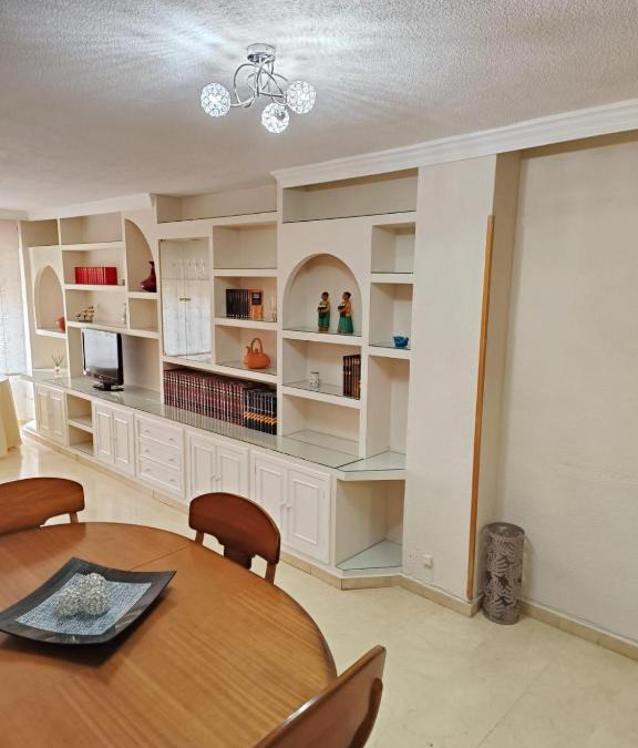 Cervantes Apartment | PISO EL SERRALLO