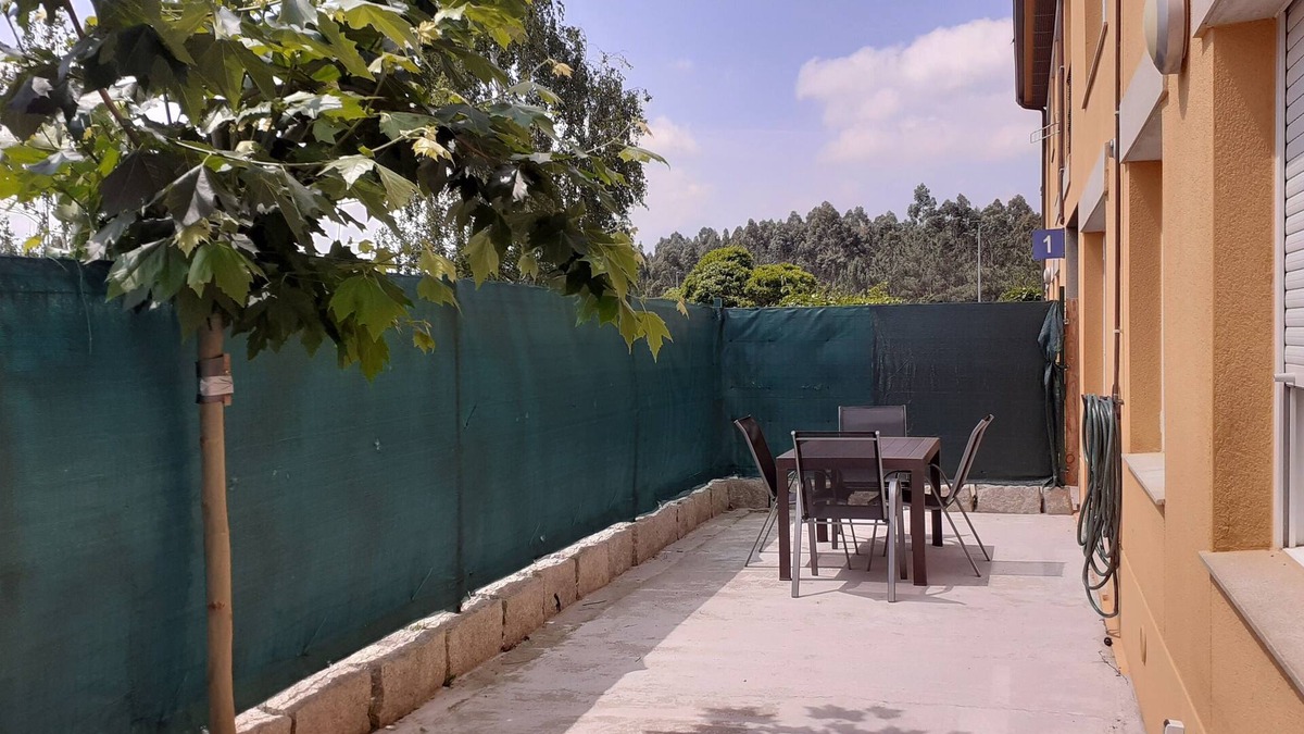 Mino Apartment | Piso en Miño de 2 Dormitorios /2 Baños y Jardín en Urbanización Costa Miño Golff