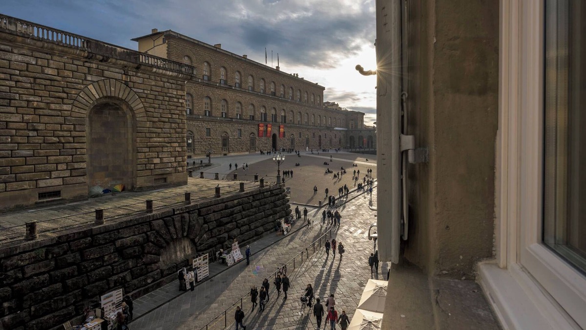 Oltrarno Apartment | Pitti, a luxury home in Florence - with infra red sauna and complimentary wine!