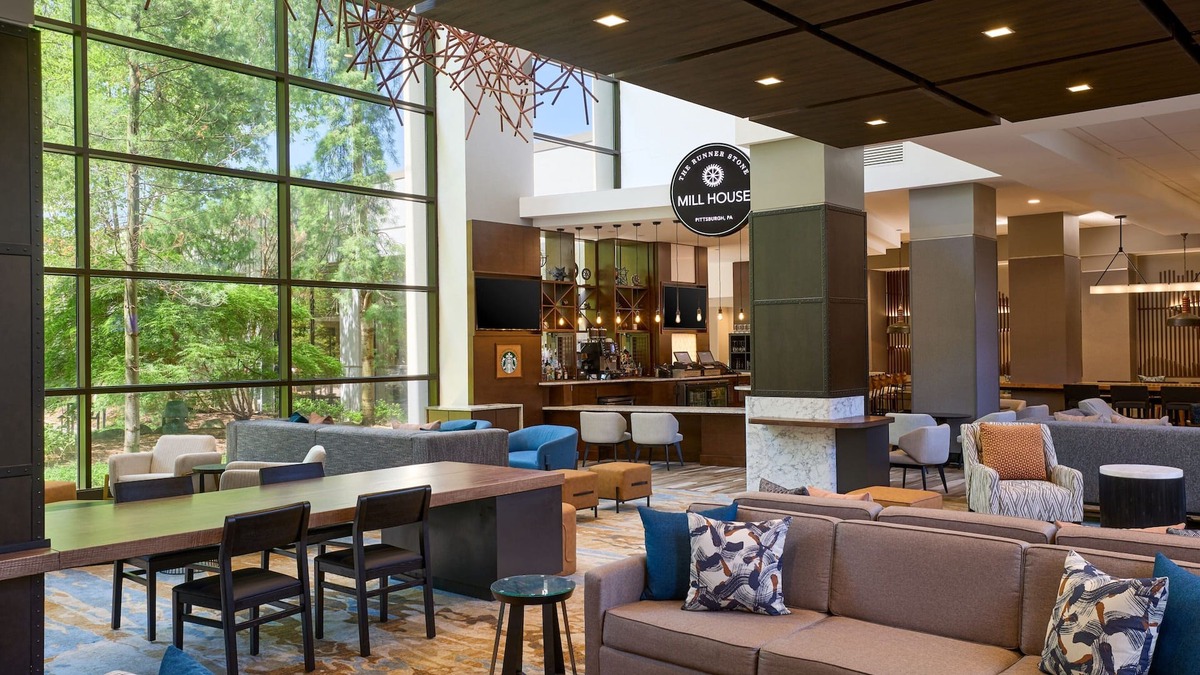 Coraopolis Hotel | Pittsburgh Airport Marriott