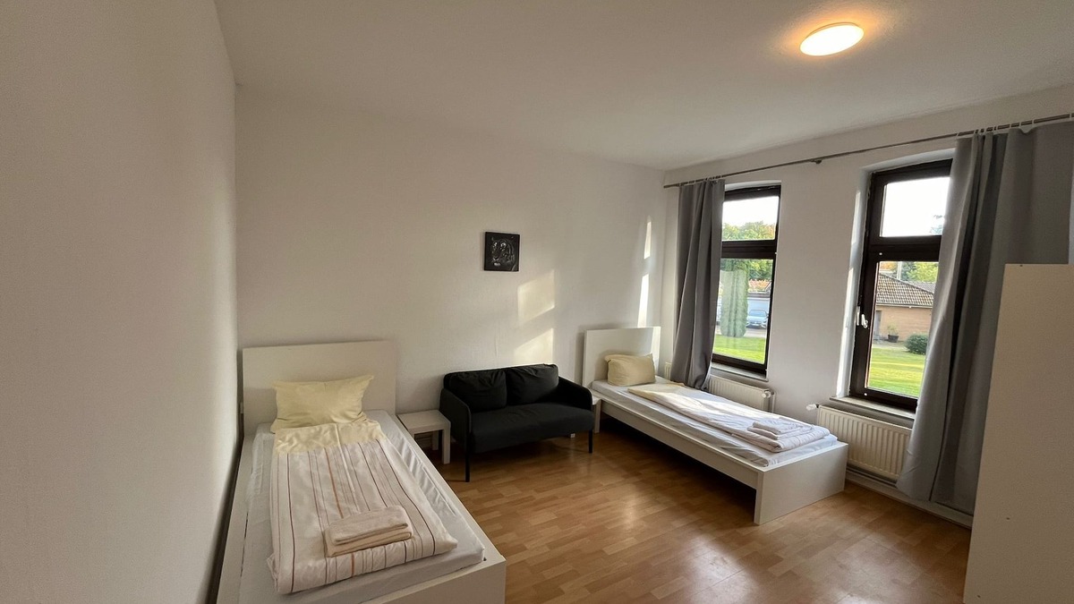 Neumuenster House | Plöner Straße 59 W1 - 2 bedrooms with parking space