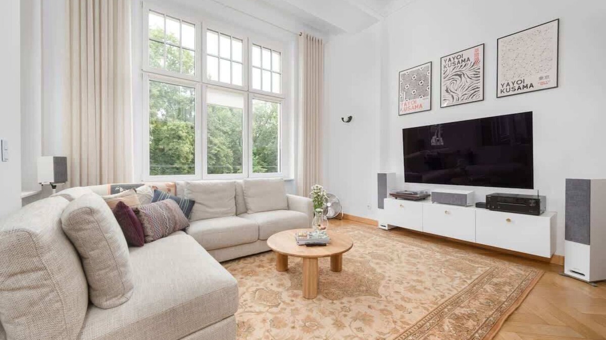 Srodmiescie Apartment | pl. Staszica 24 | Prestigious Apartment | WiFi