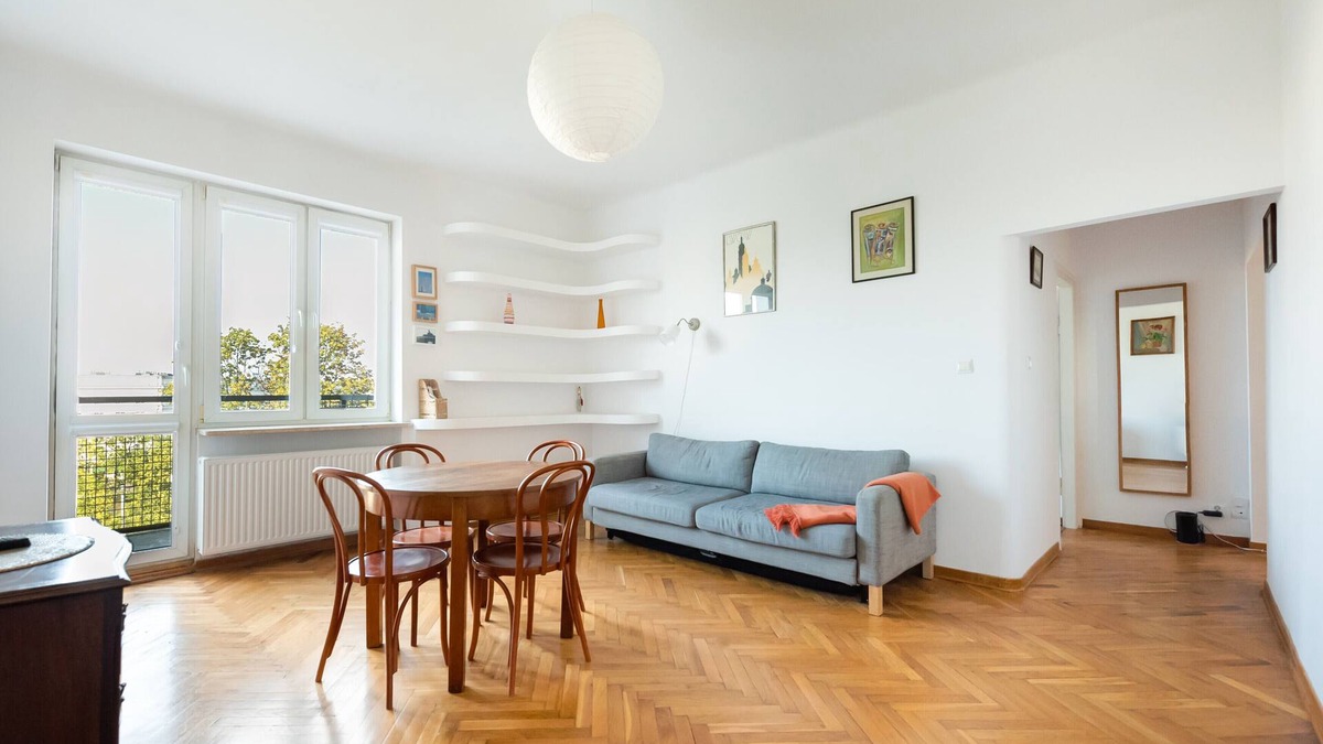 Zoliborz Apartment | Plac Wilsona 2-Bedroom Apartment