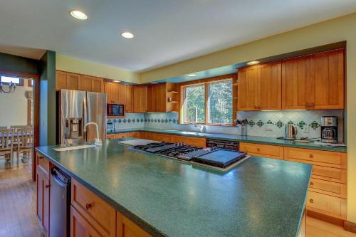 Brownsville House | Place of Peace and Quiet