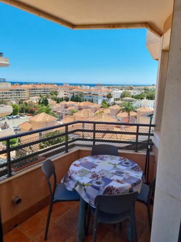 San Luis de Sabinillas Apartment | Place-To-Relax