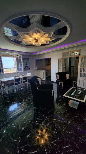 Souk El Tenine Apartment | Plage à 1km! Appartement familial paisible avec vue sur MER et MONTAGNE, idéal pour des vacances relaxantes