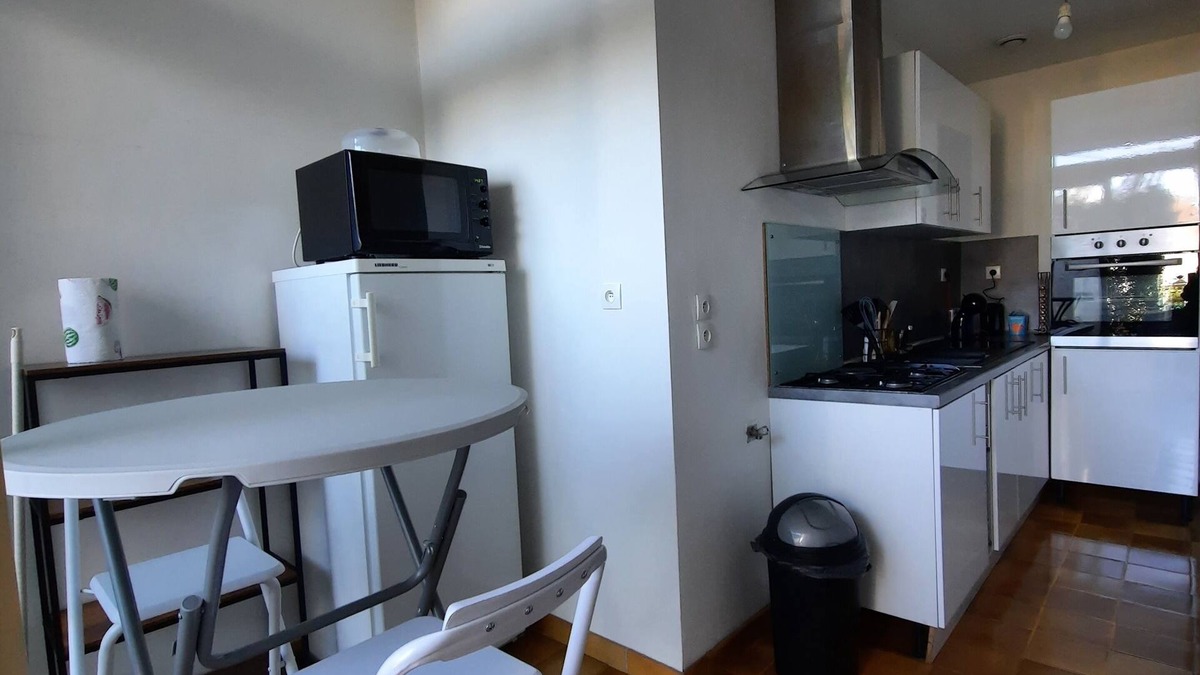 Auxonne Apartment | "plain-pied Charmant 56m²: Prox. Centre-ville, Cuisine Équipée - Idéal 7 Pers."
