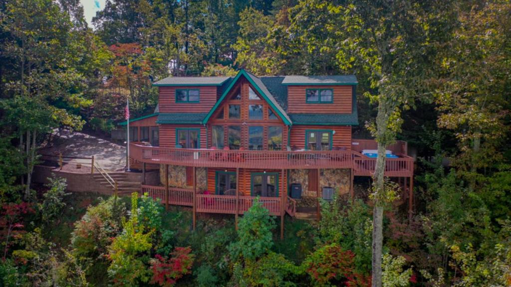 My Mountain House | Plane View