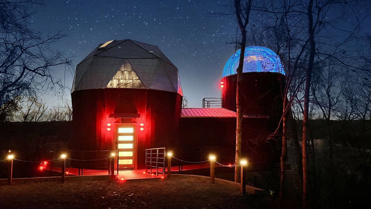 Springdale Cabin | 🌟Planetarium Treehouse🌟Stargazing Observatory with Beaver Lake Views