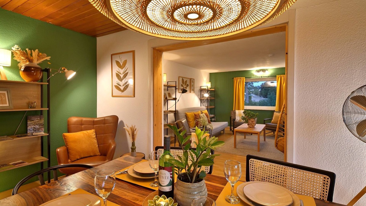 Eutingen im Gaeu Apartment | Plant Apartment