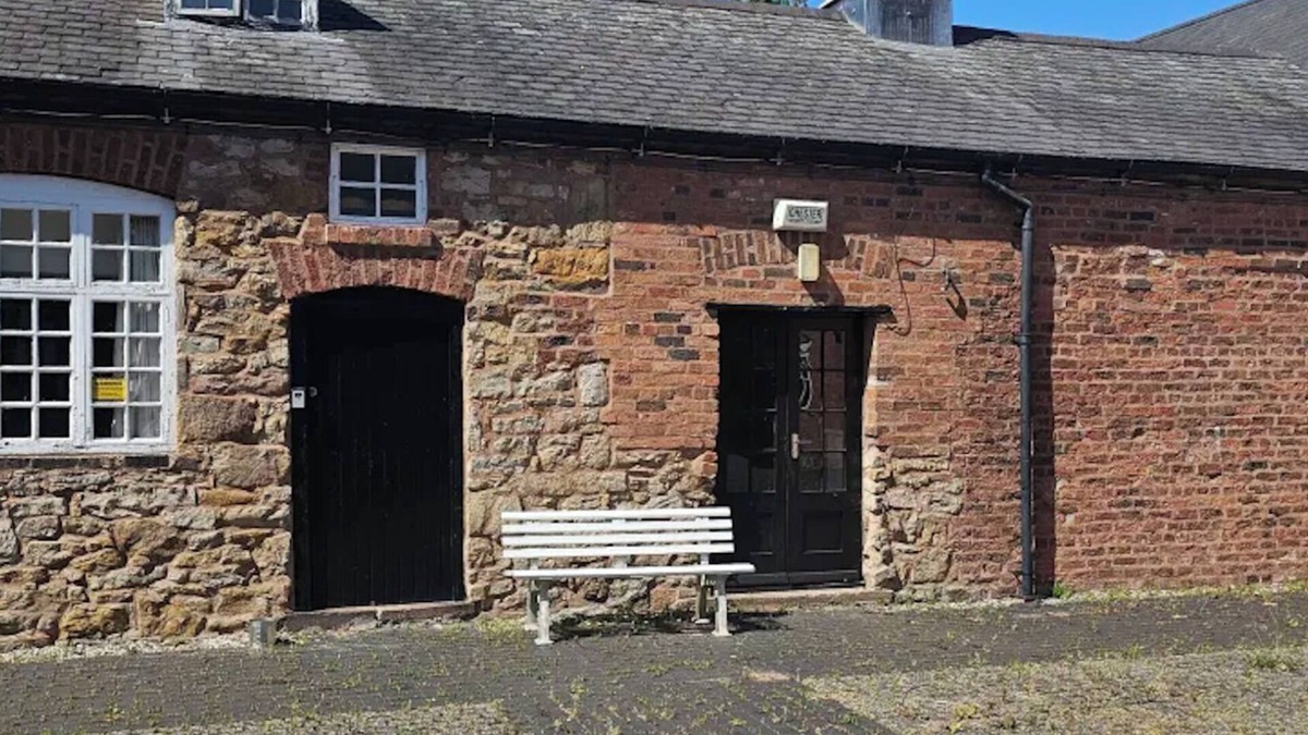 Connah's Quay House | Plas Bellin Terraced