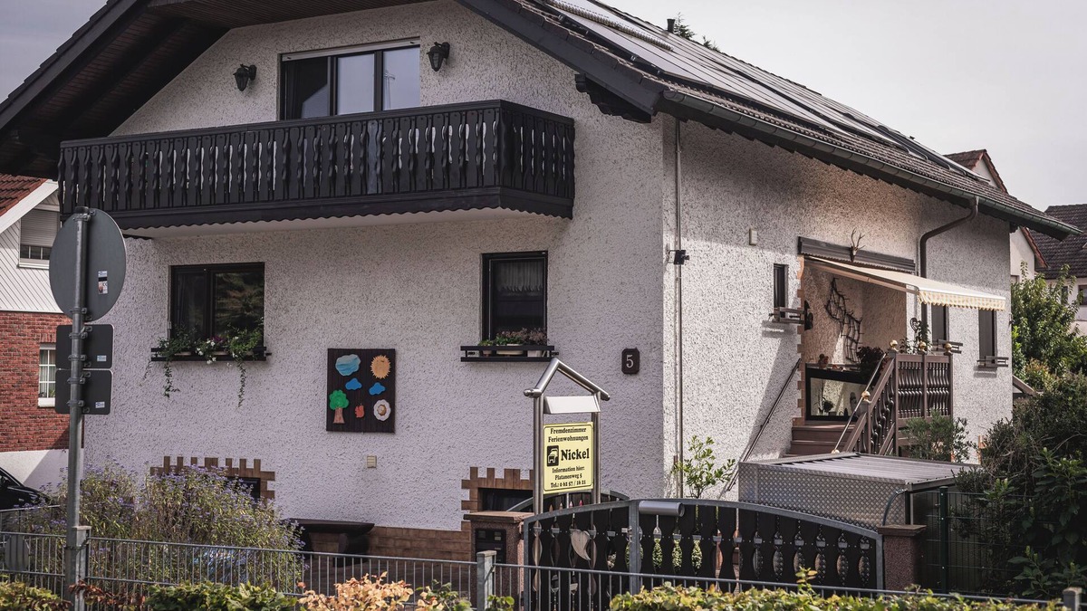 Hahnlein Apartment | Platanenweg vacation apartment, perfect for up to 4 people