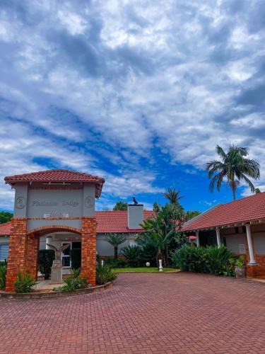 Pretoria House | Platinum Airport Lodge & Guesthouse