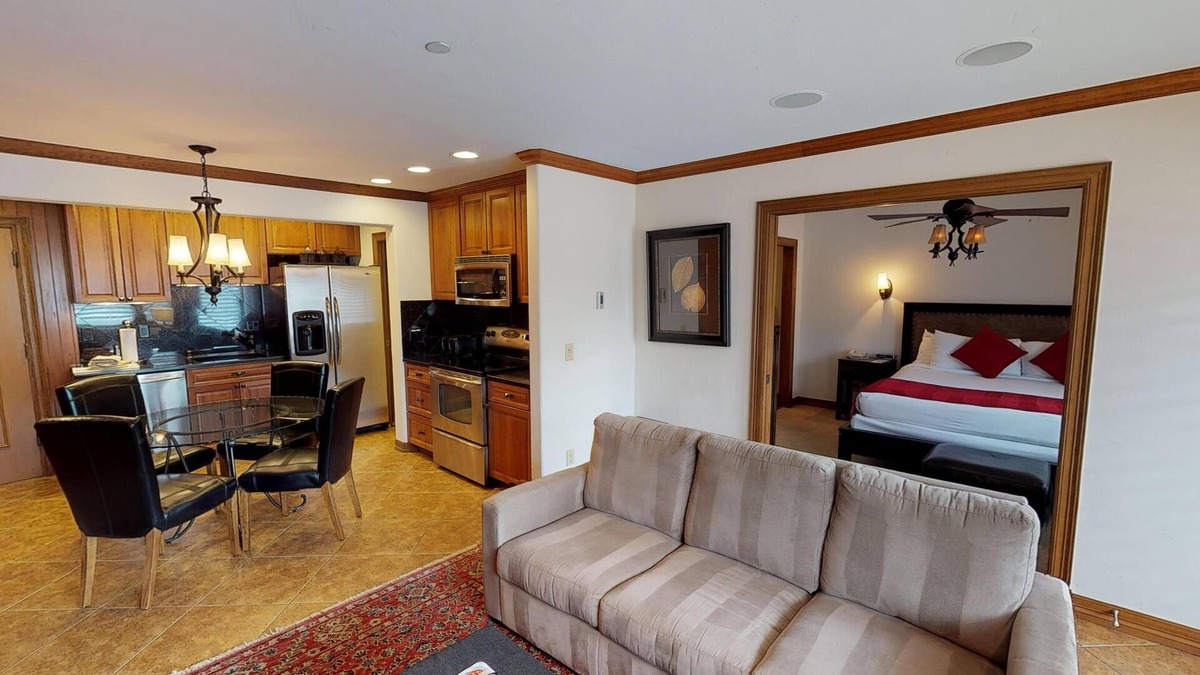 Vail Condo | Platinum Condo Close to Lobby w/2 Baths & W/D