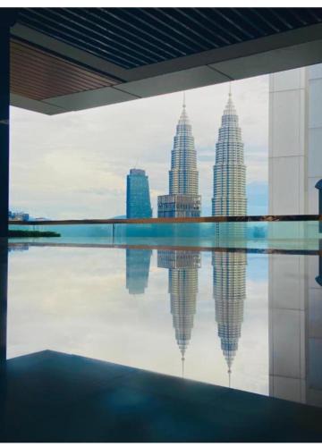 Gua Apartment | PLATINUM KLCC By EYT