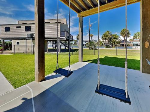 Jamaica Beach House | Play N Hooky