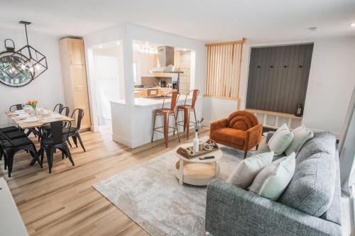 Edmonton House | Play & Stay - Downtown Sleeps 10