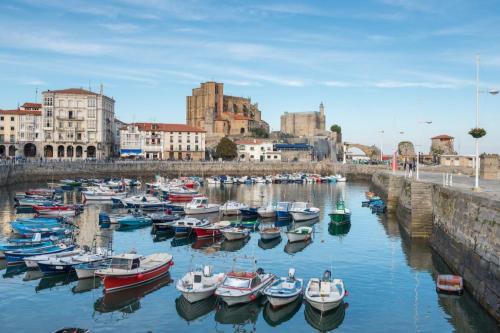 Castro Urdiales Apartment | Playa Home Castro Urdiales