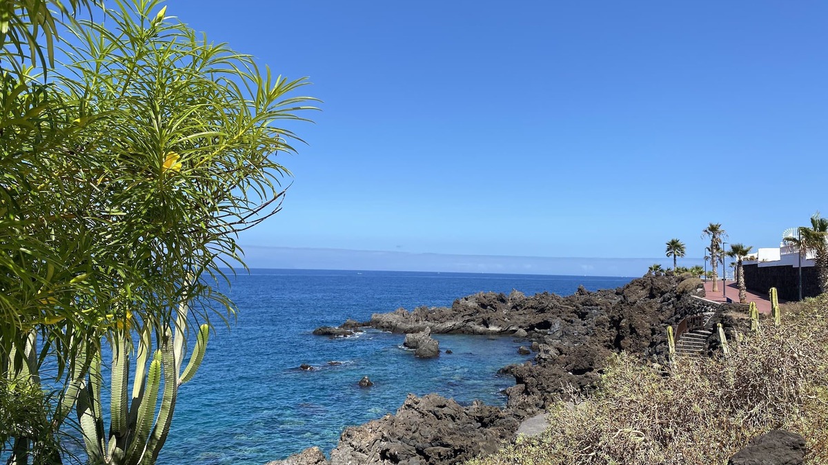 Playa San Juan Apartment | Playa San Juan, 2 room apartment close to the beach me WiFi