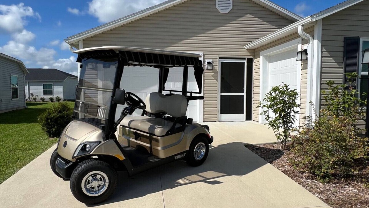 Okahumpka Villa | Playful Villa Ophelia (Lake Denham)