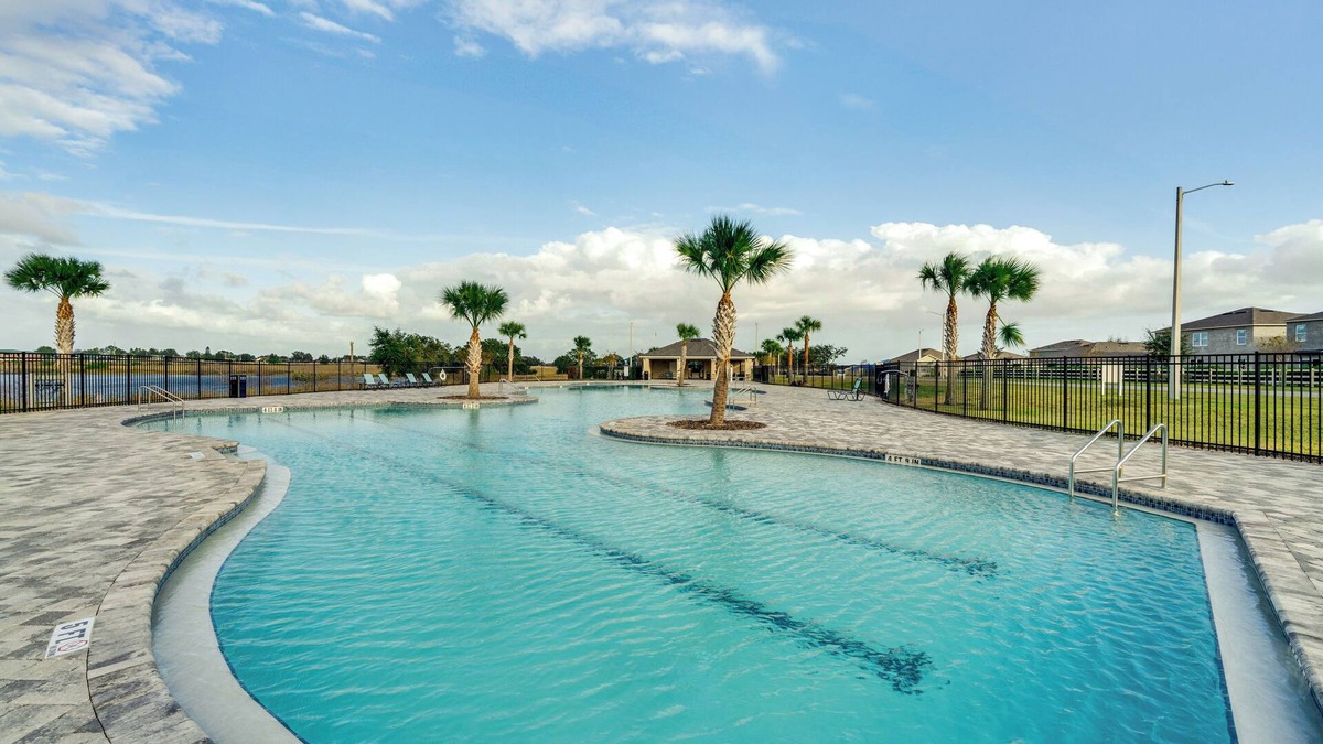 Winter Haven House | Playground Access: Winter Haven Getaway w/Patio!