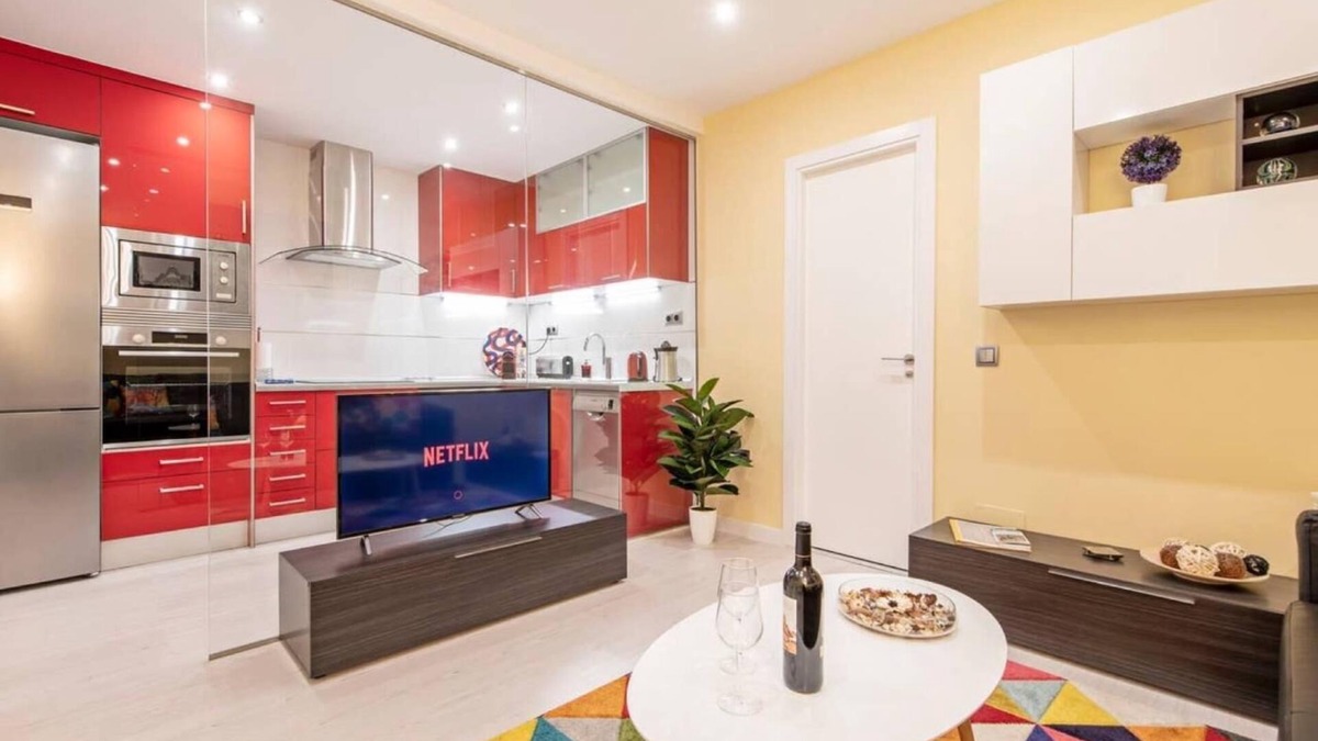 Moncloa - Arguelles Apartment | Plaza de España Central - Cozy apartment