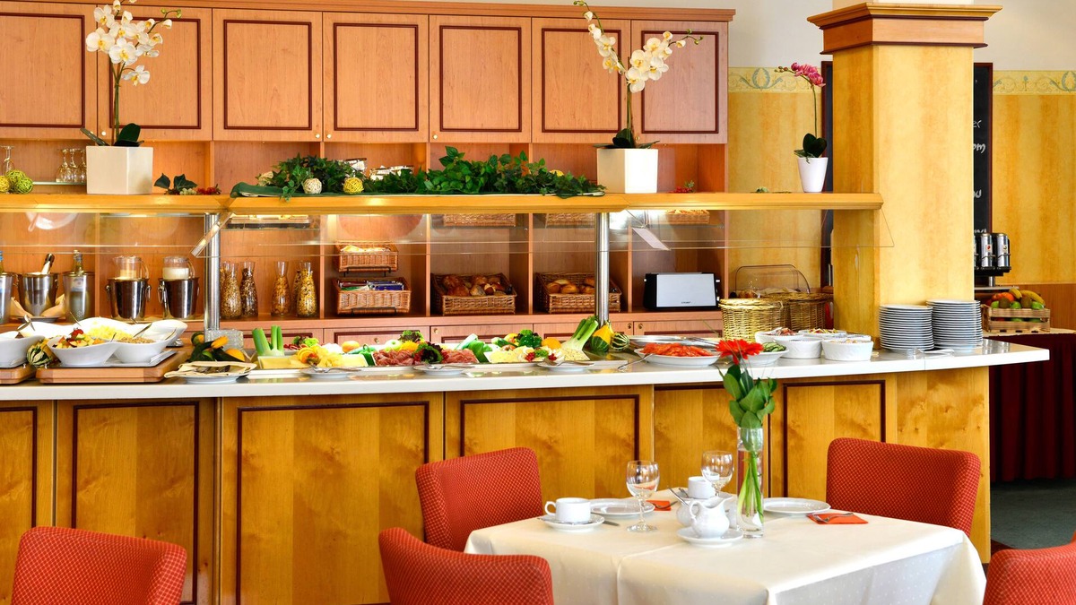 Leonberg Hotel | PLAZA INN Leonberg