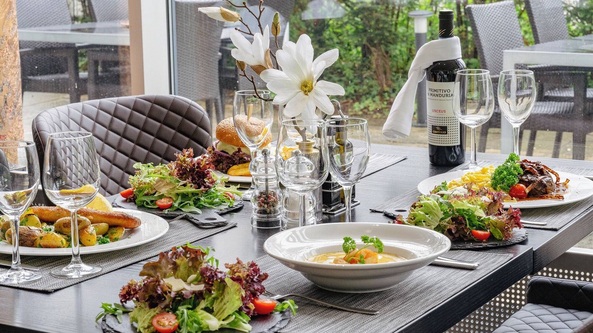 Ditzingen Hotel | PLAZA INN Stuttgart-Ditzingen
