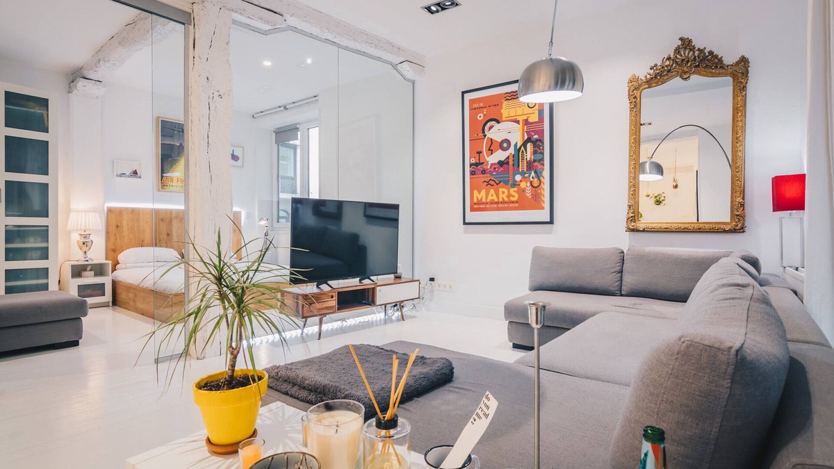 Casco Viejo Apartment | Plaza Nueva apartment