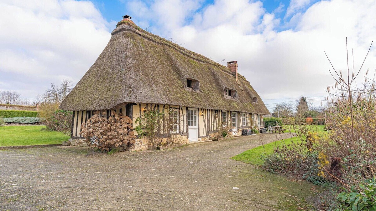 Saint-Eloi-de-Fourques Apartment | Pleasant country house - 4BD/8P - Normandy