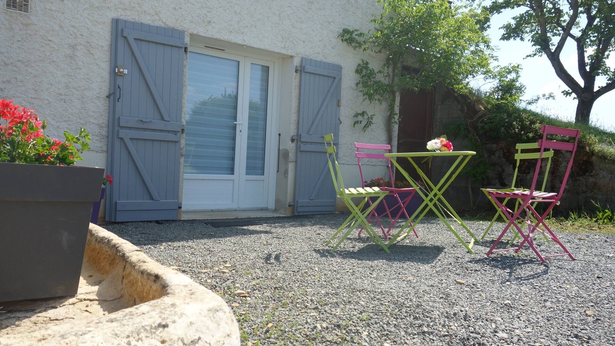 Rouille Apartment | Pleasant accommodation in the countryside near futuroscope and Poitevin marsh
