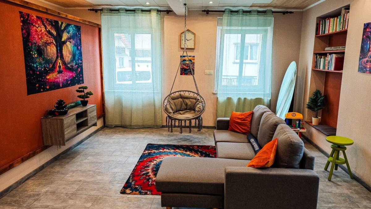 Schleithal Apartment | Pleasant & atypical apartment - renovated, wifi, fitness room, large garden