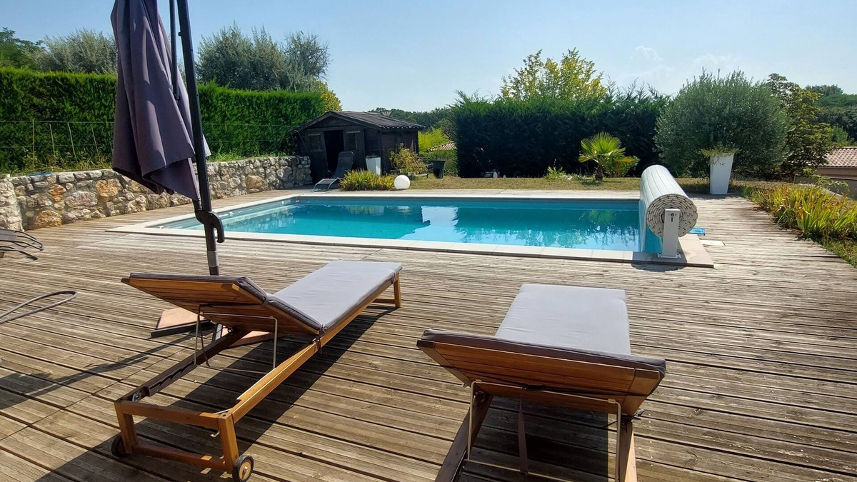 Mondonville House | Pleasant contemporary house in Mondonville, near Toulouse and Airport.