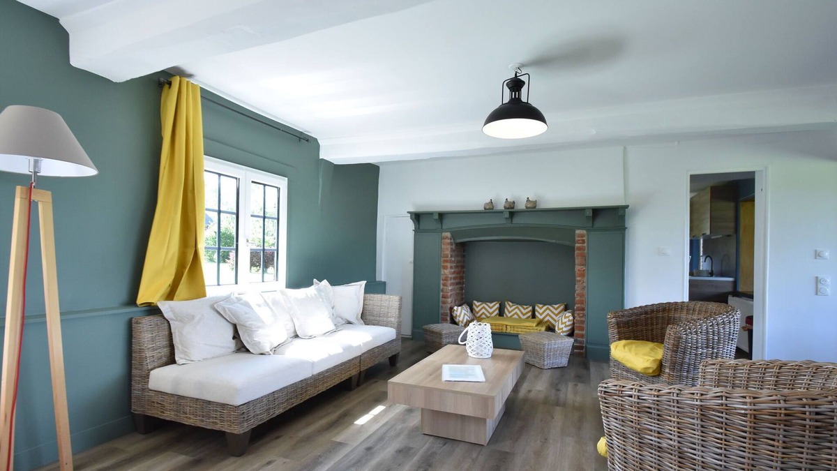 Asnieres Cottage | Pleasant Cottage in Asnières with Terrace