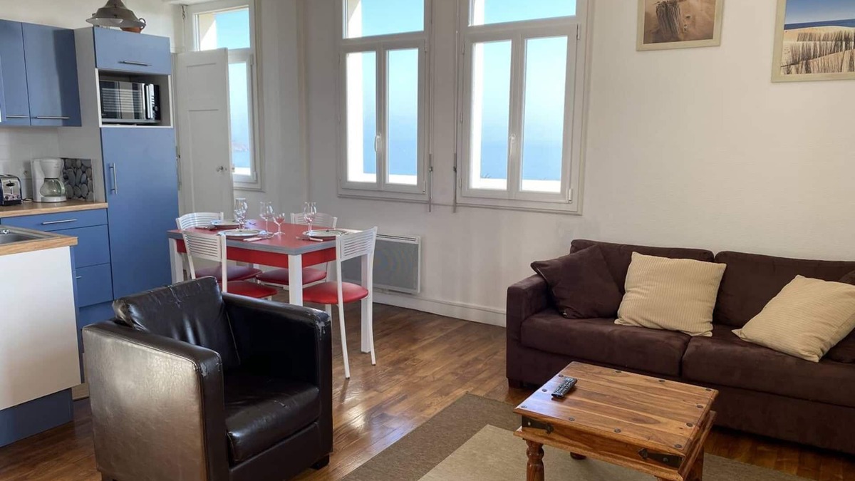 Saint-Cast-le-Guildo Apartment | Pleasant golf and sea view apartment for 3 people
