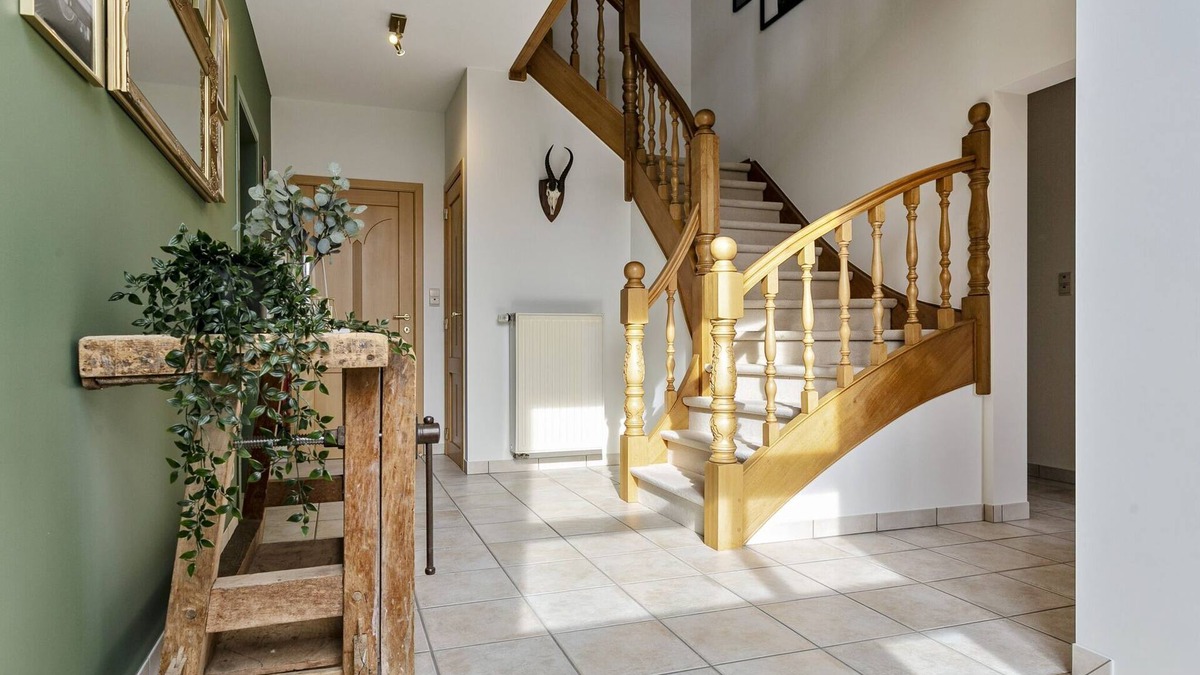 Noirefontaine House | Pleasant holiday home with recreation room