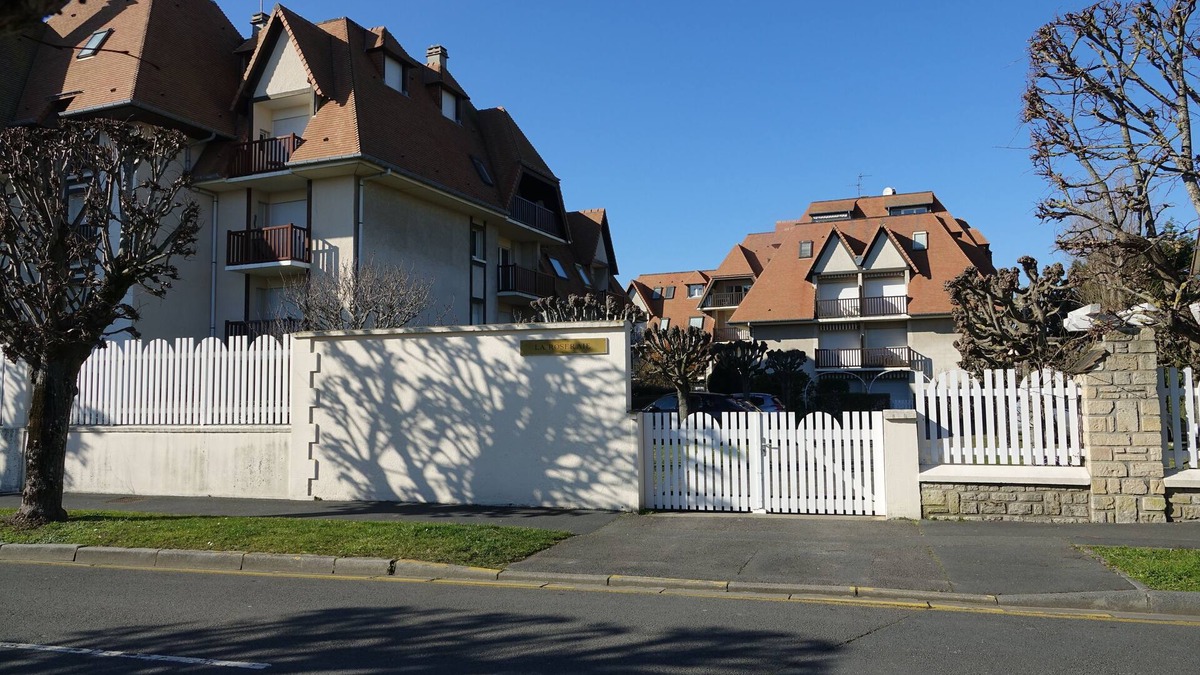Cabourg Apartment | Pleasant pied-à-terre on the Côte Fleurie Rated 3 stars by Gîtes de France